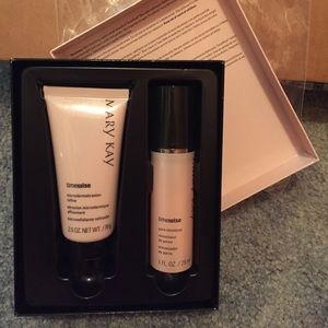 Microdermabrasion plus kit by Mary Kay